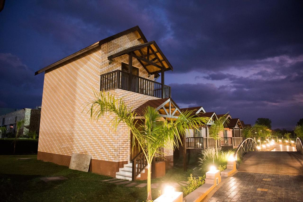 Sun Hotel And Resort, Mount Abu Ābu Road Exterior photo