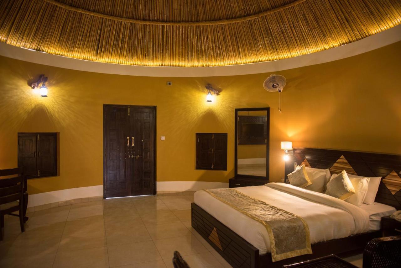 Sun Hotel And Resort, Mount Abu Ābu Road Exterior photo