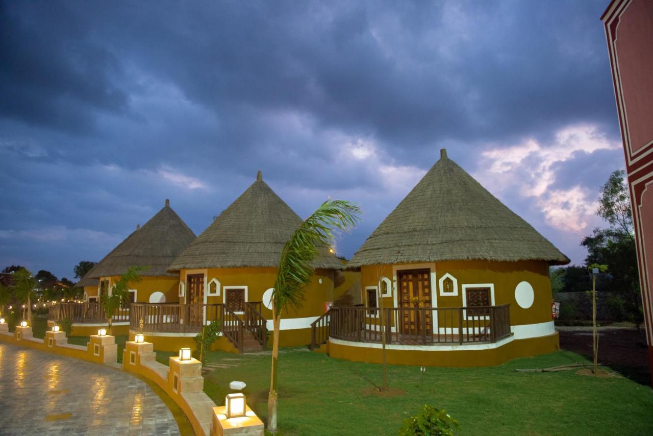 Sun Hotel And Resort, Mount Abu Ābu Road Exterior photo