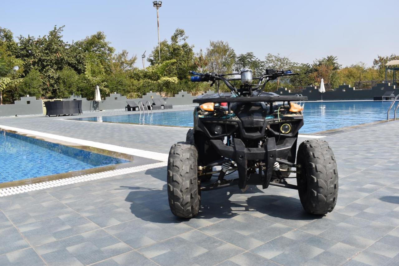 Sun Hotel And Resort, Mount Abu Ābu Road Exterior photo