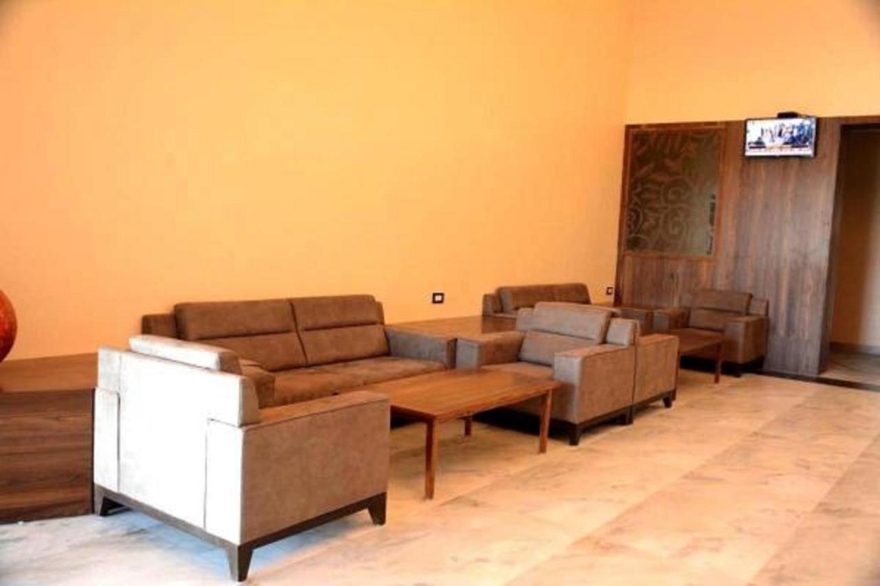 Sun Hotel And Resort, Mount Abu Ābu Road Exterior photo